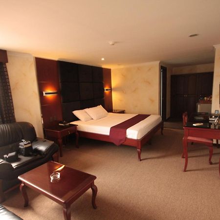 Hotel Royal Amsterdam Angeles Room photo