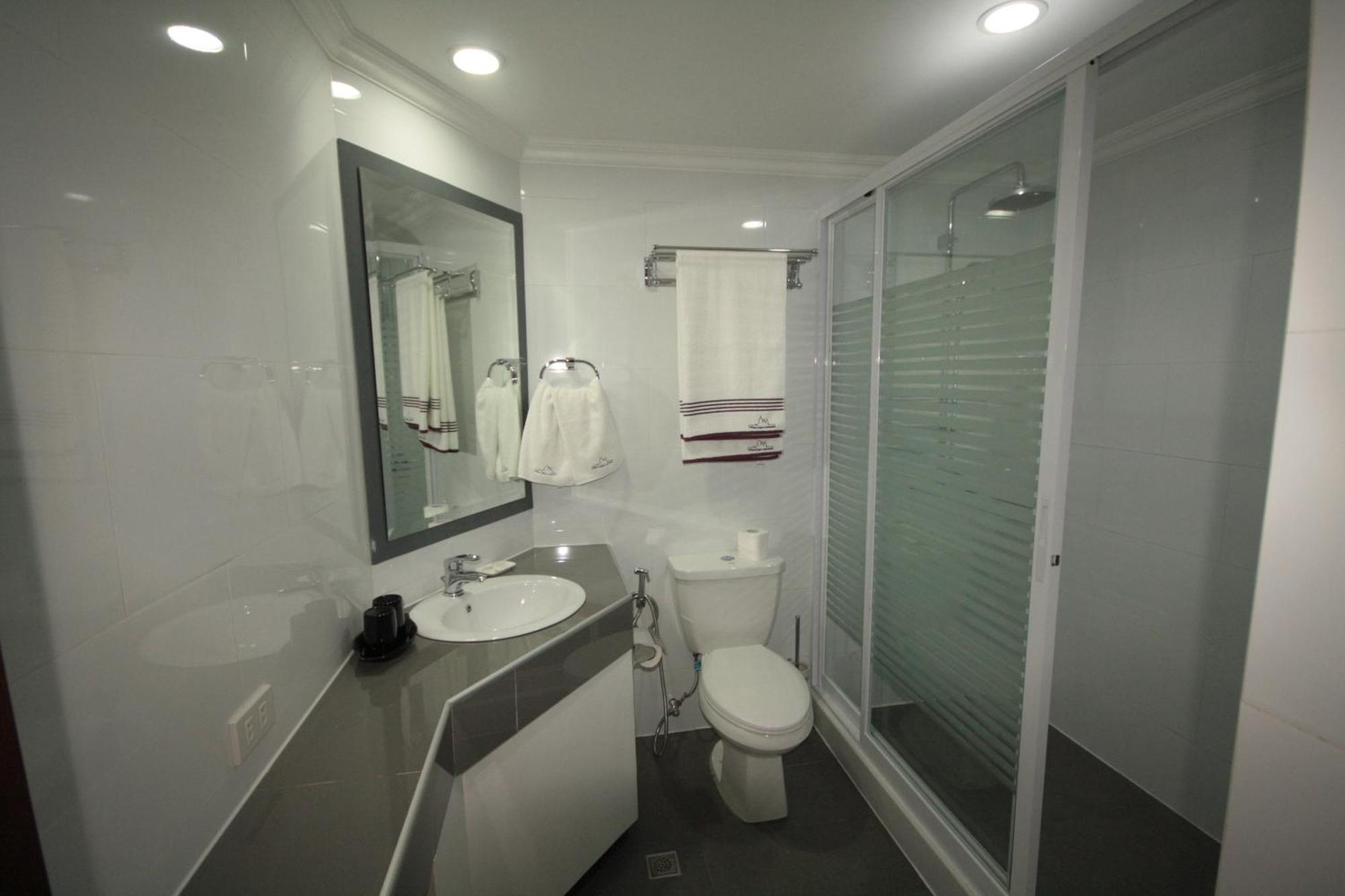 Hotel Royal Amsterdam Angeles Room photo