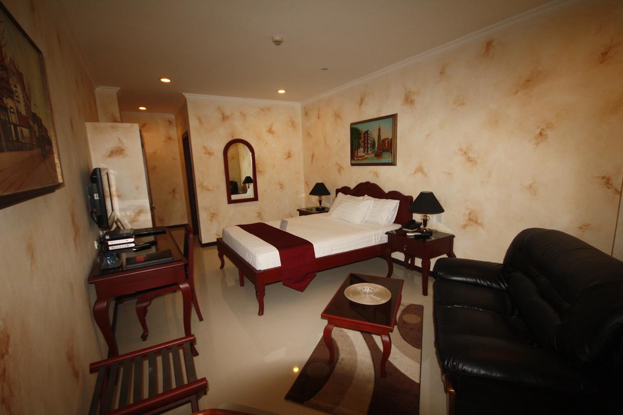 Hotel Royal Amsterdam Angeles Room photo